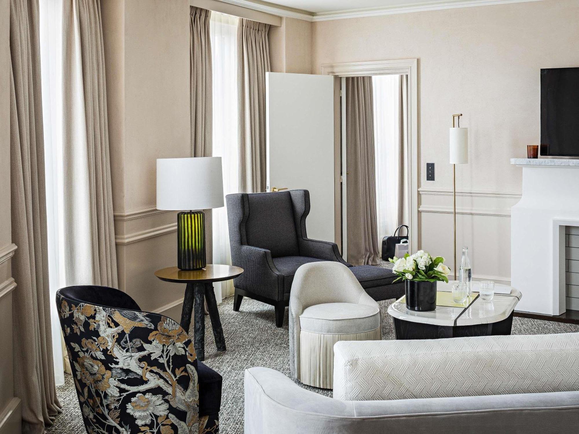 Two-Bedroom Opera Family Suite
