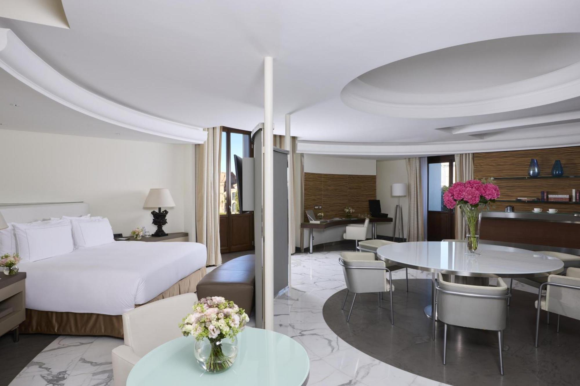 Suite Executive Jacuzzi Extra Bed View
