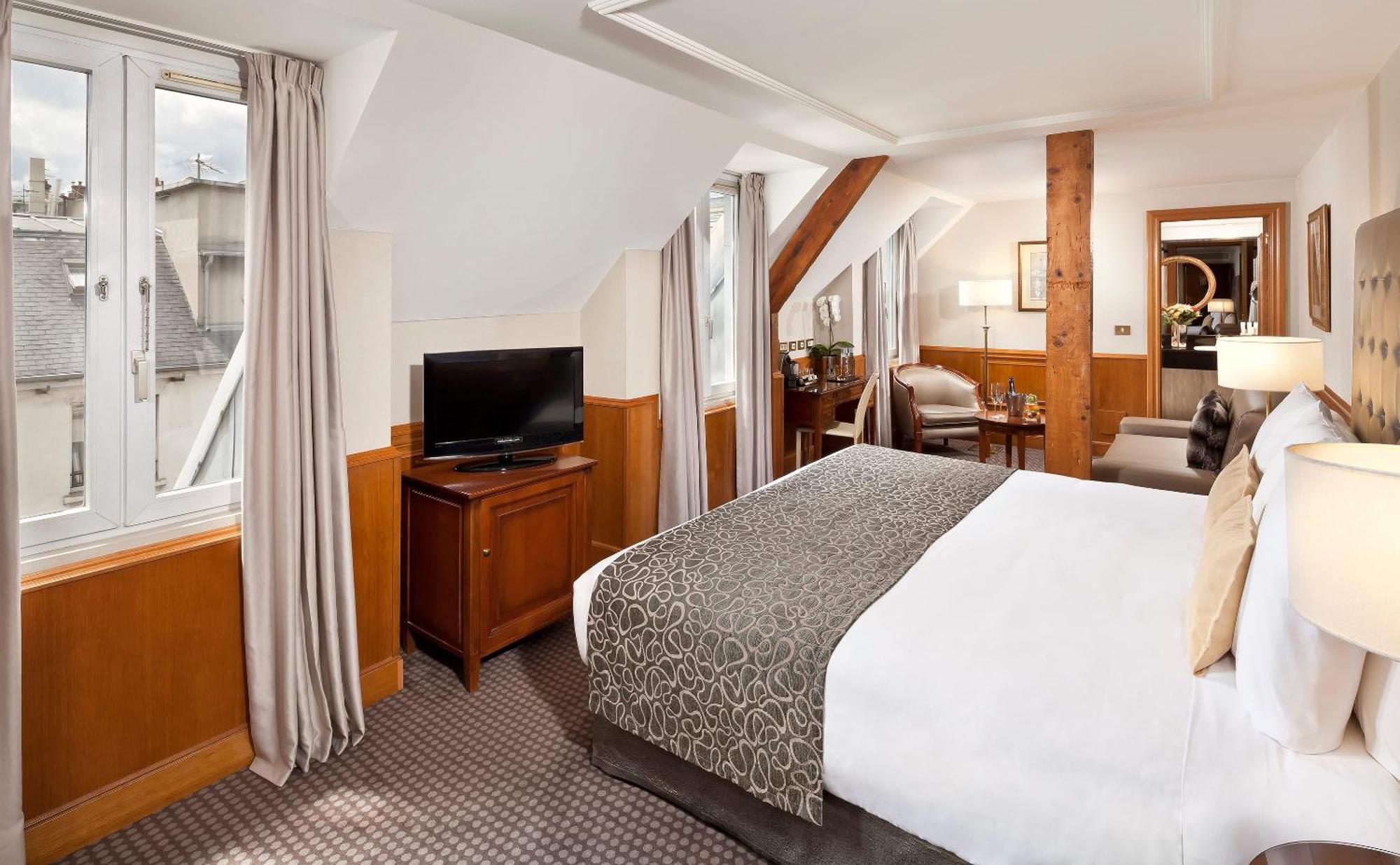 Grand Premium Double Room