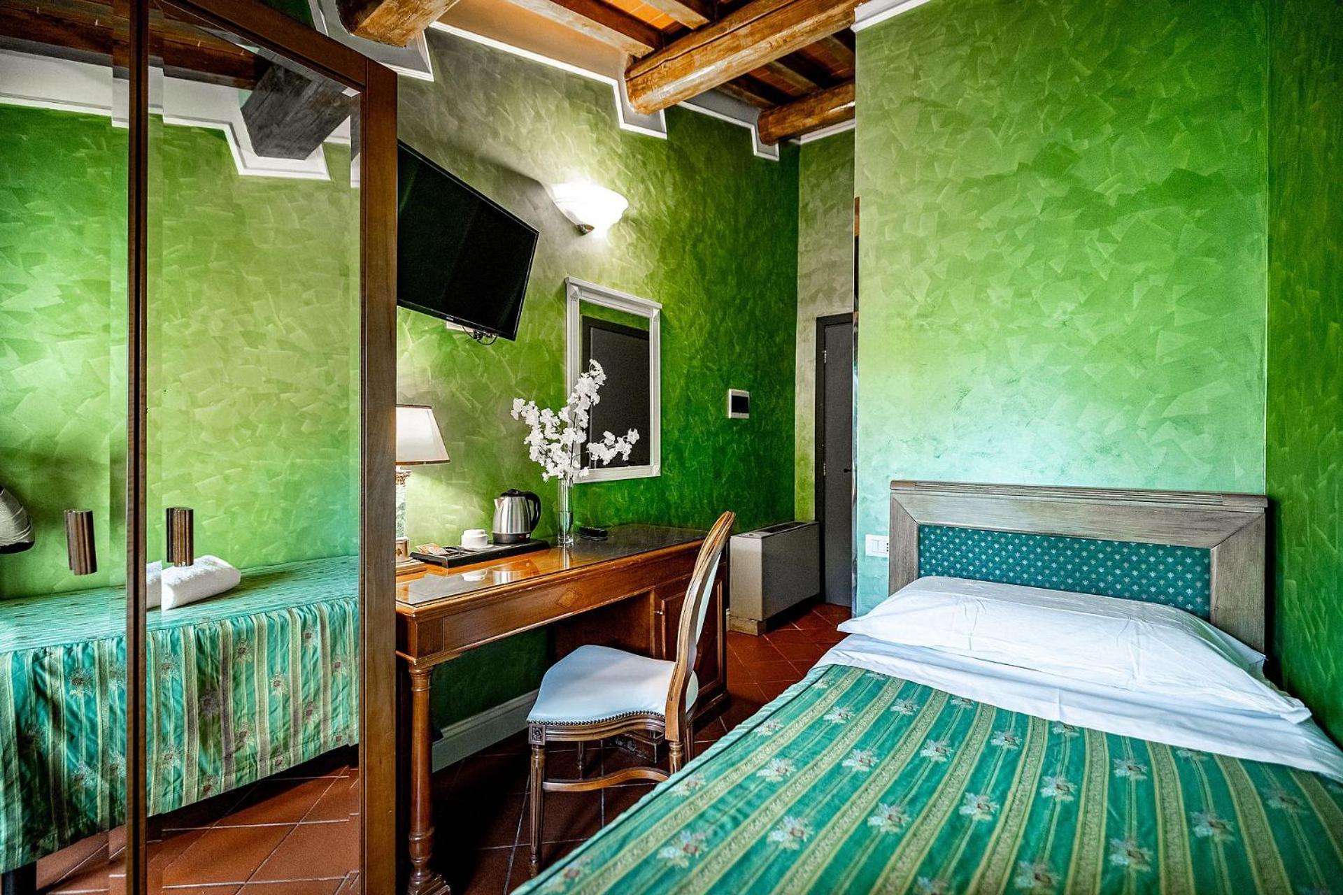 Single Room