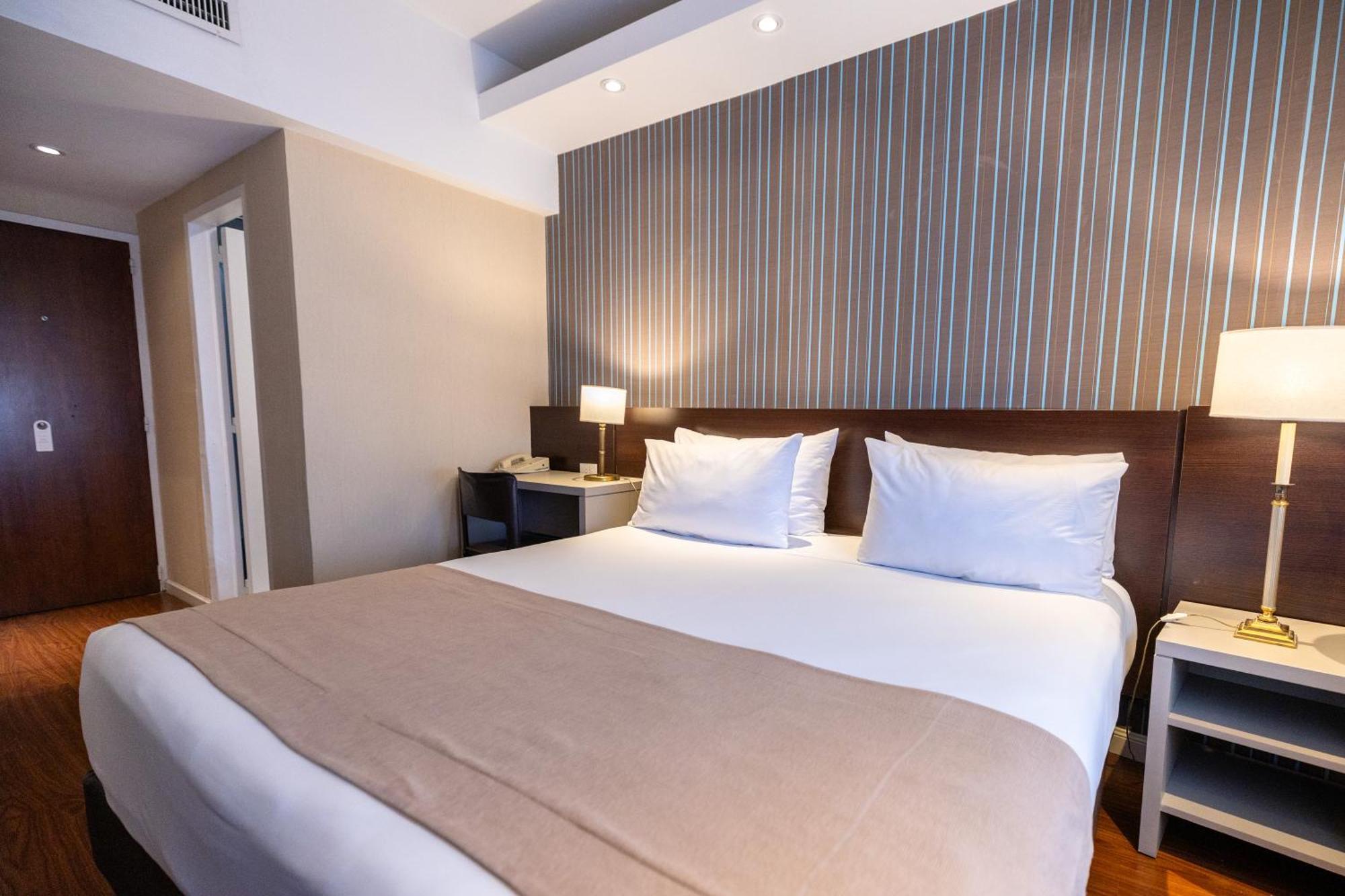 Superior Double or Twin Room,1773701488:JPEG