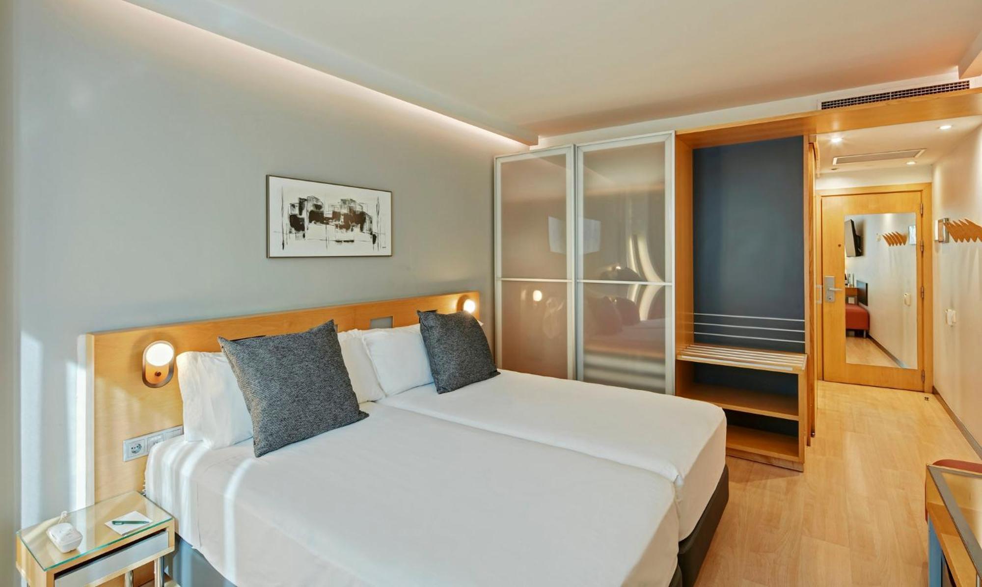 Classic Twin Room
