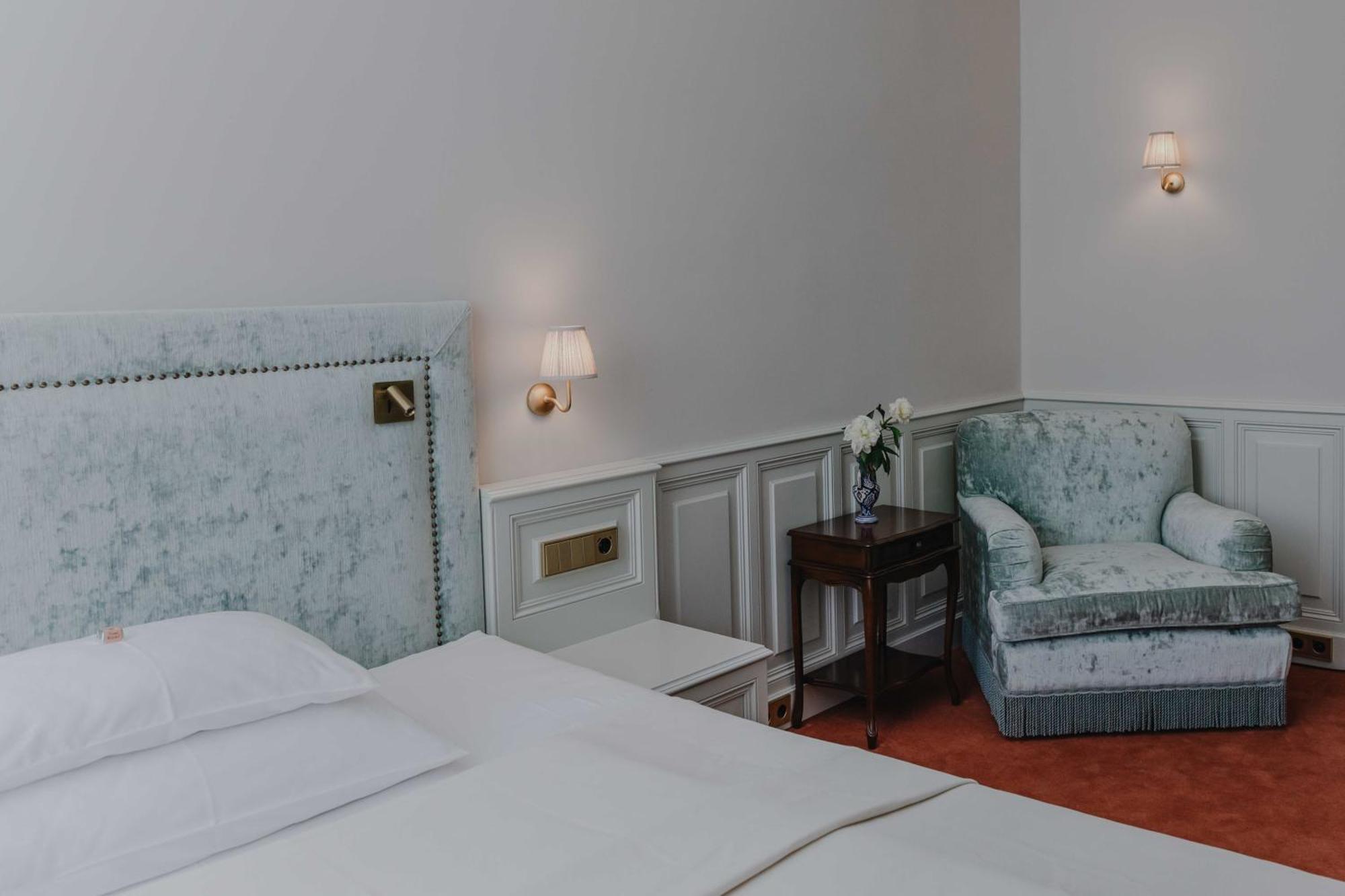 Single Room with Bath