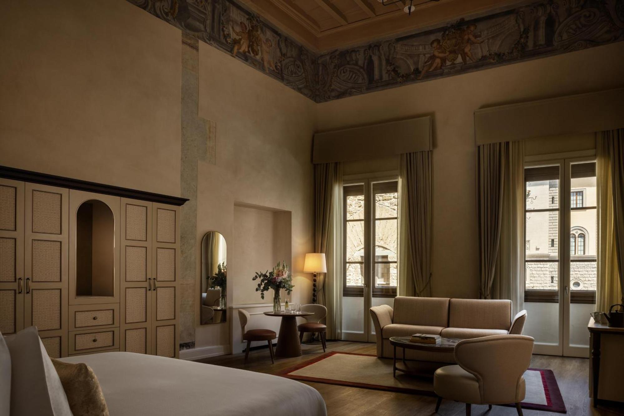 Amici Miei Junior Suite With Frescos