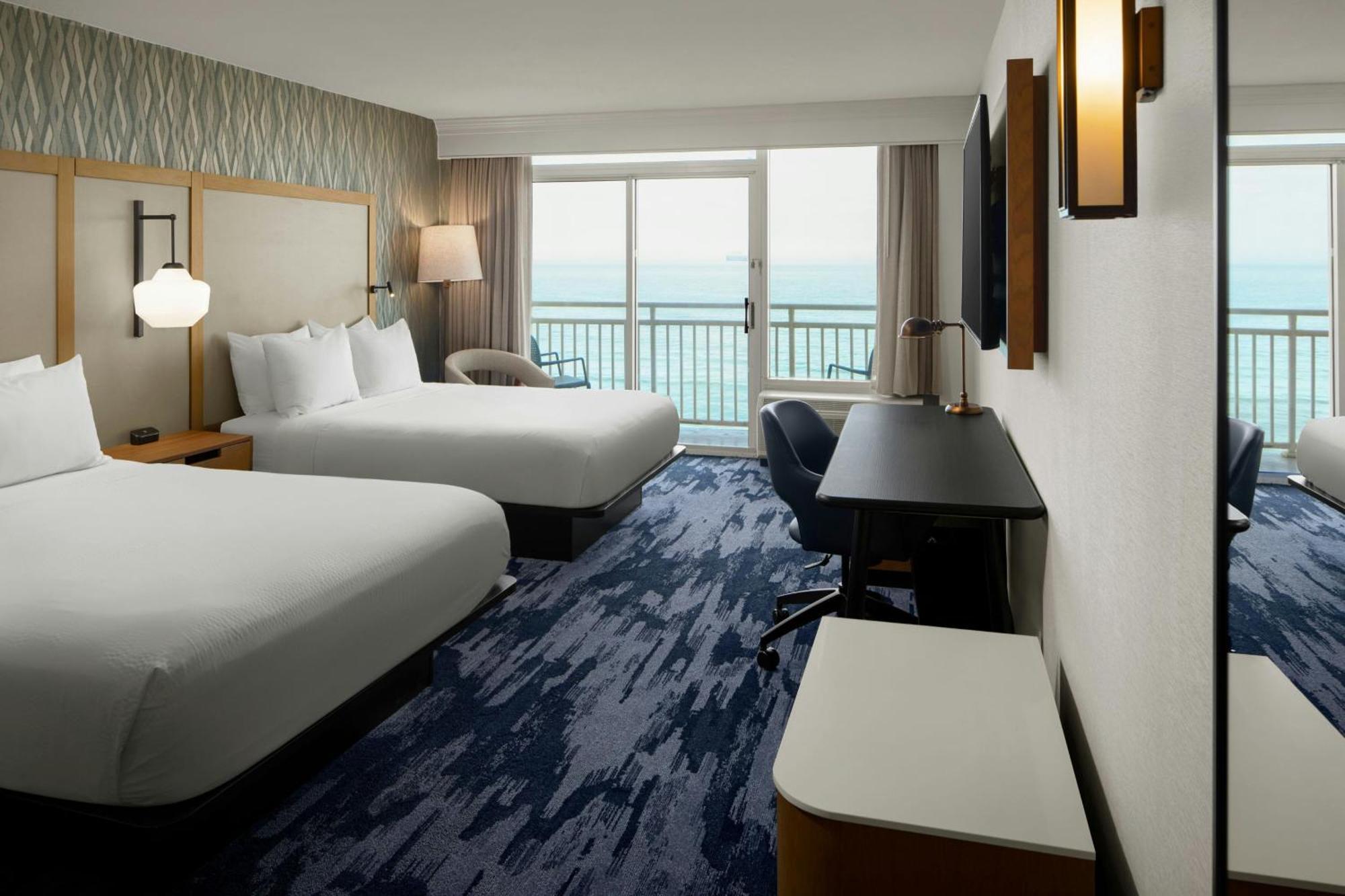 Queen Room with Two Queen Beds - Hearing Accessible