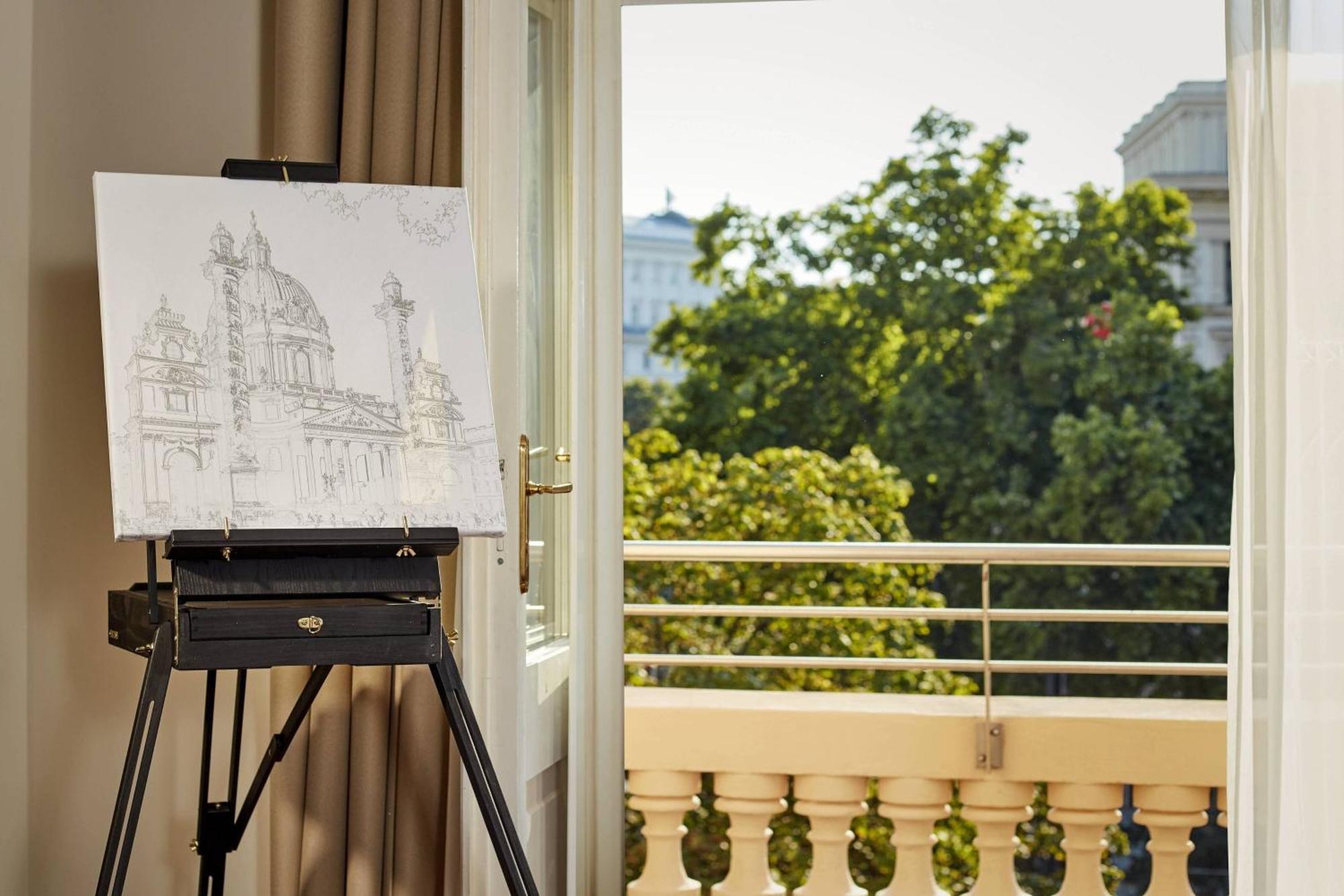 The Ritz-Carlton Albertina Suite Club lounge access City view