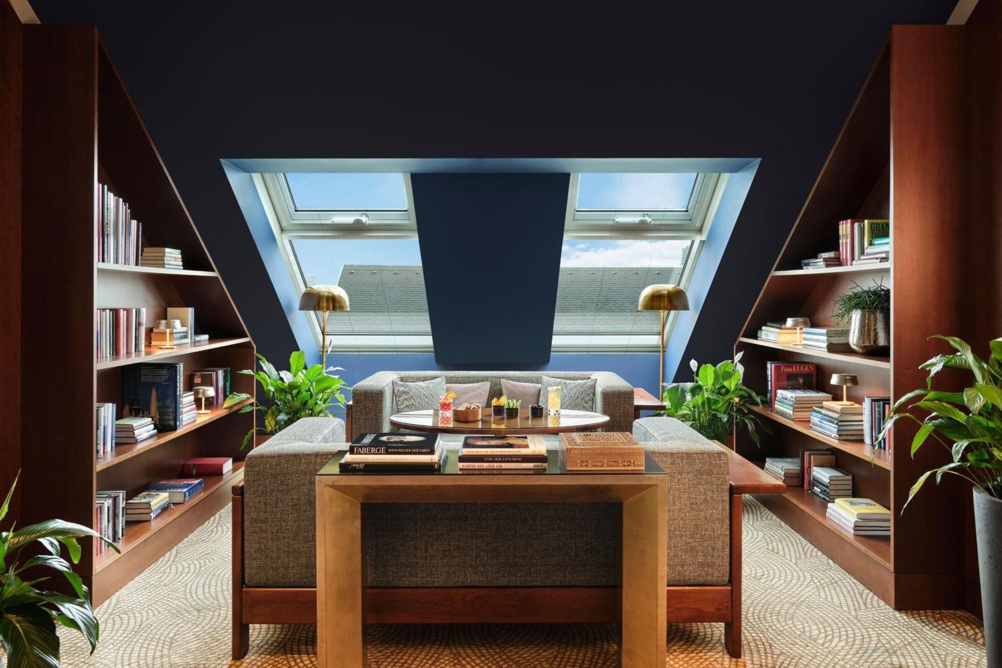 The Ritz-Carlton Symphony Suite Club lounge access