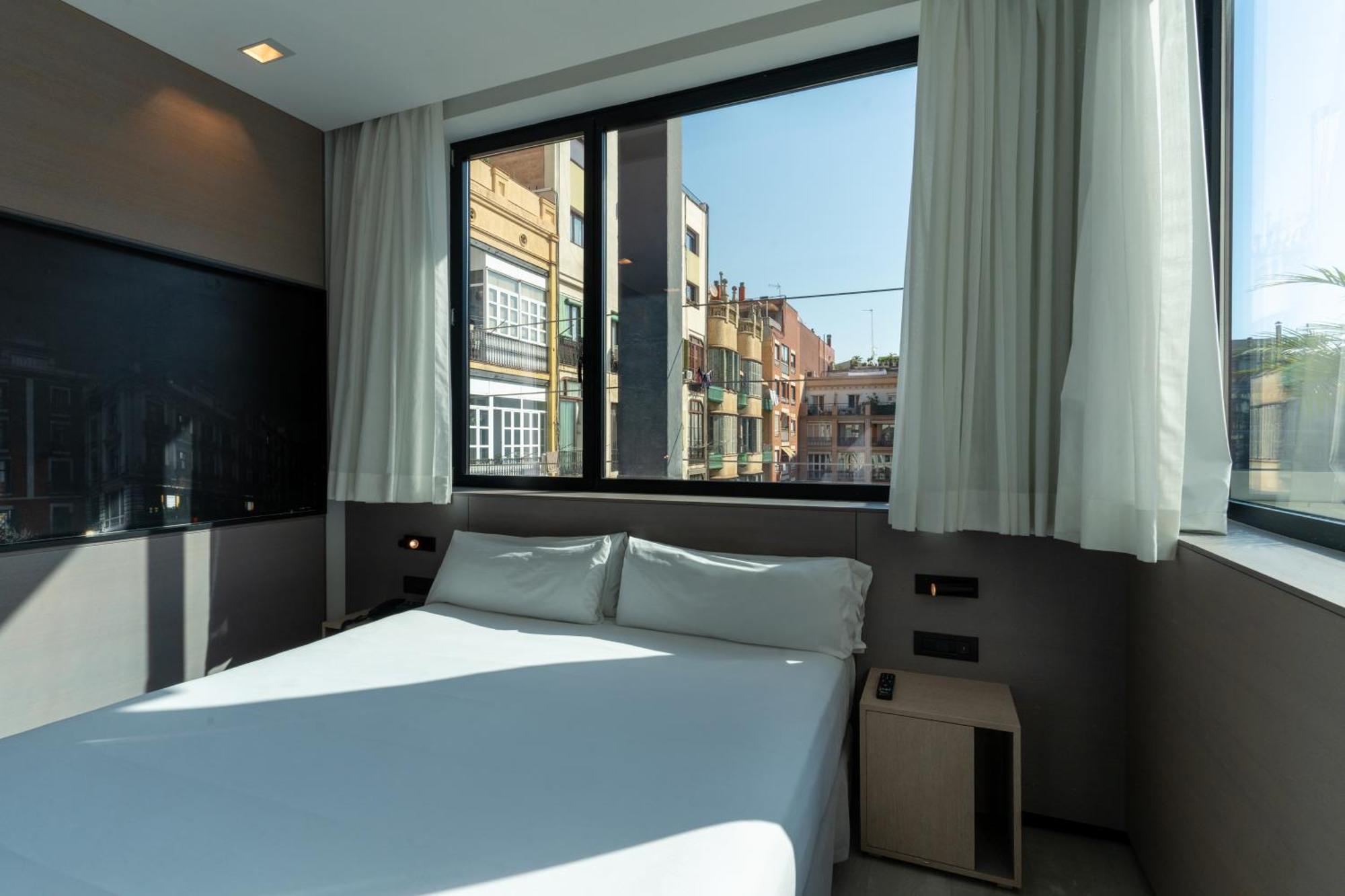 Superior Double Room with Terrace and Jacuzzi