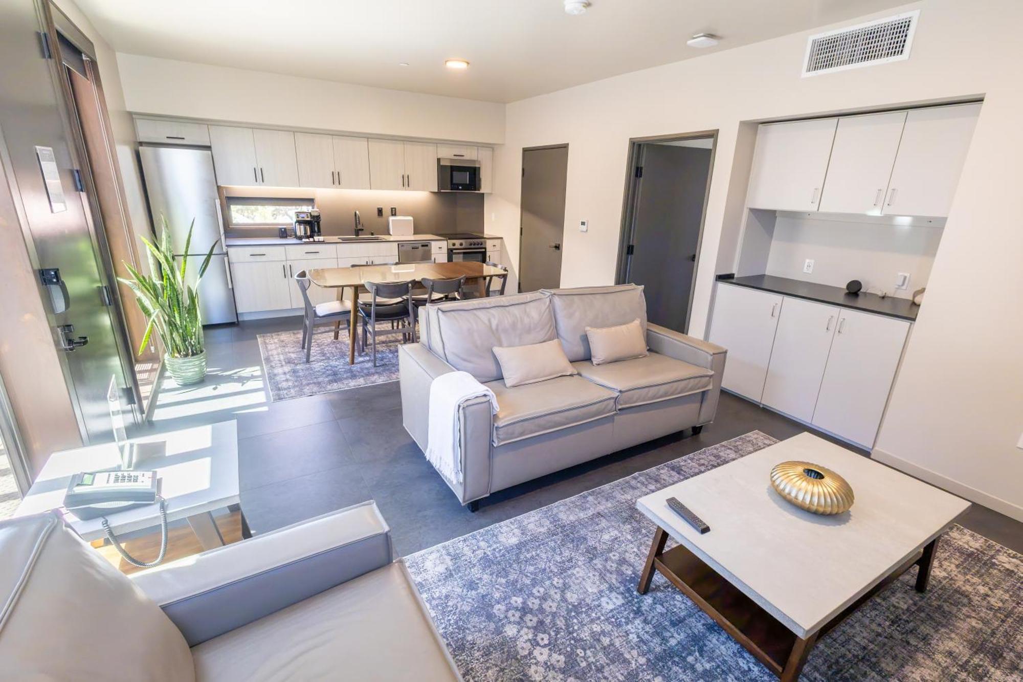 Deluxe One-Bedroom Apartment with Garden View