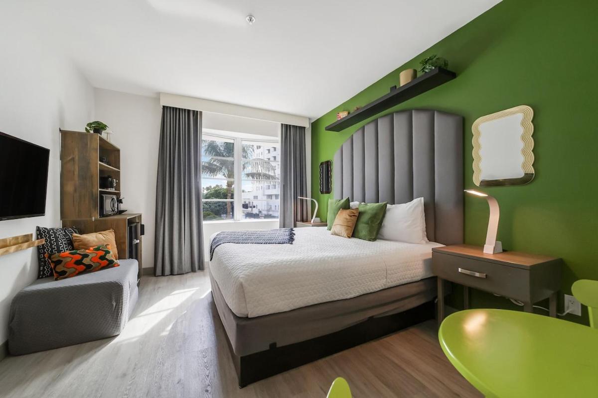 Standard King Room (Self check-in)