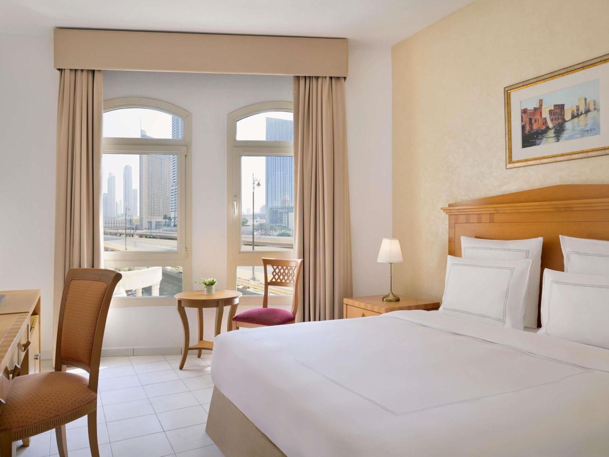 Three-Bedroom Deluxe Apartment