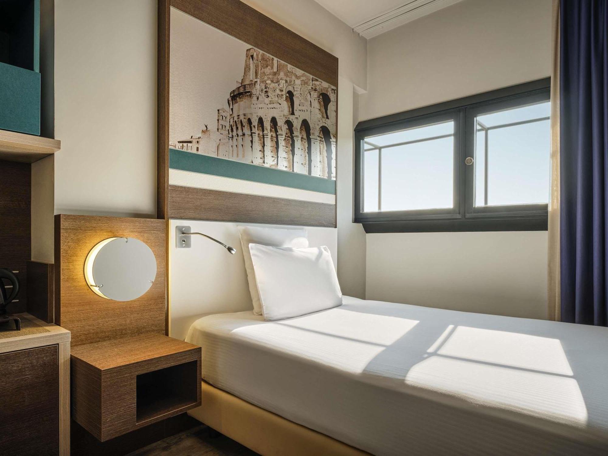 Classic Single Room