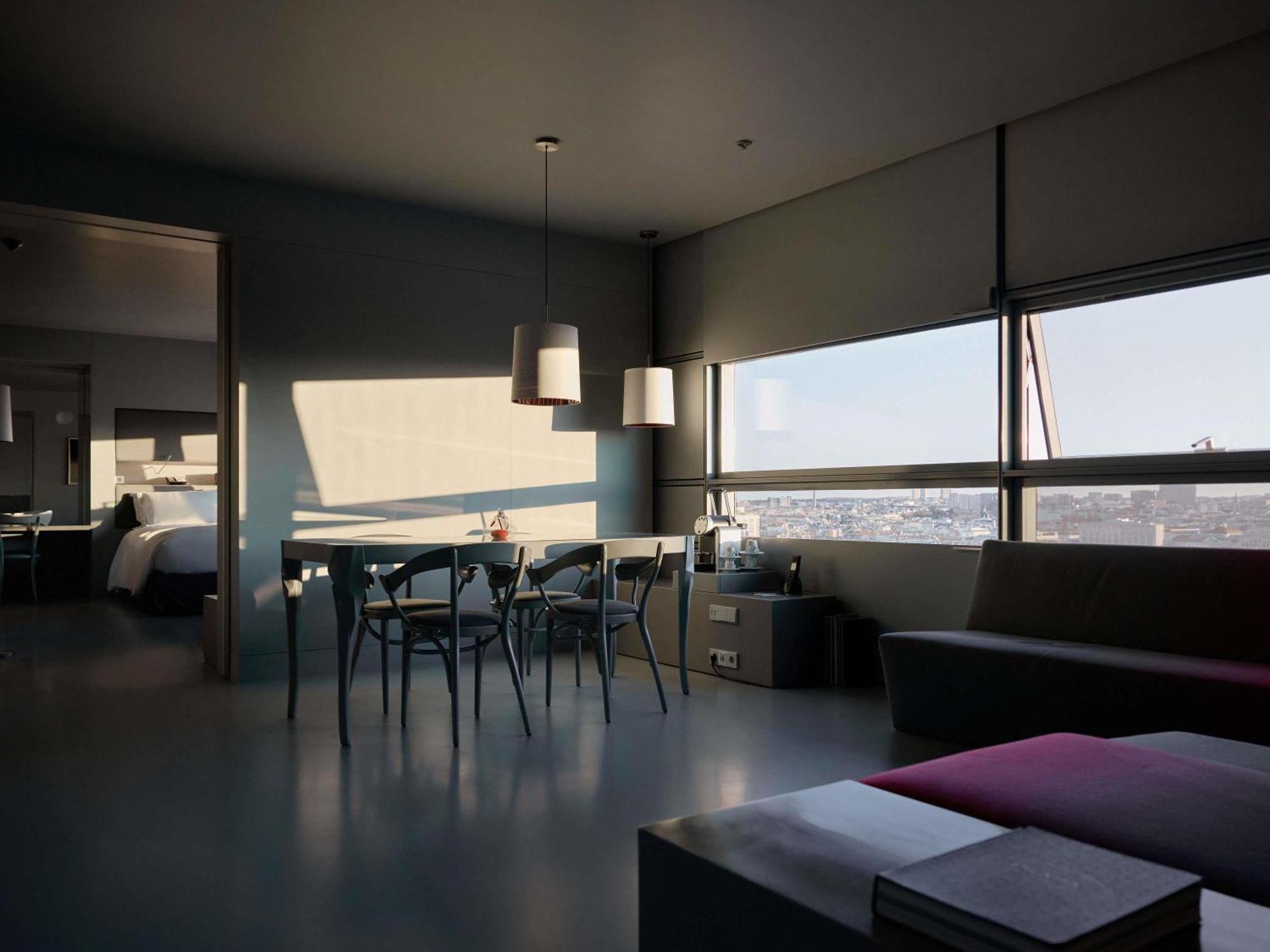 Executive Studio Suite