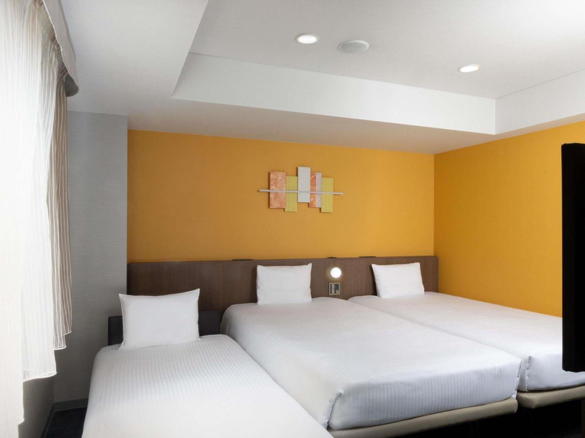 Superior Twin Room with Sofa Bed