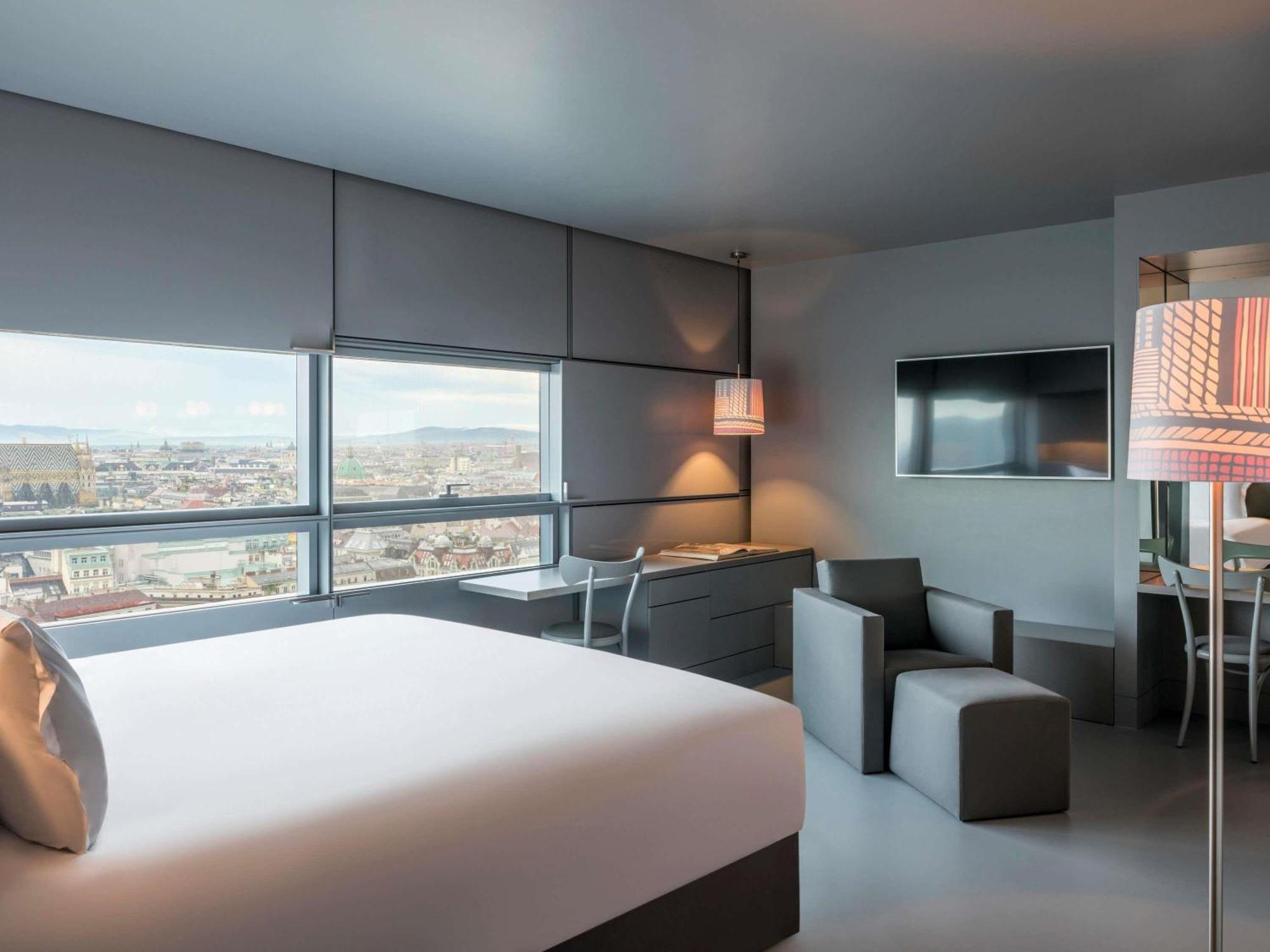 Executive Studio Suite