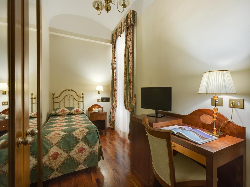 Small Single Room