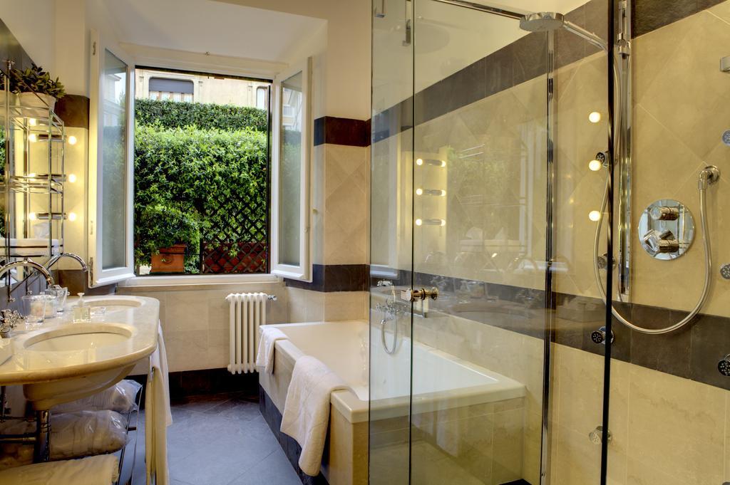 Suite with Patio - Annex