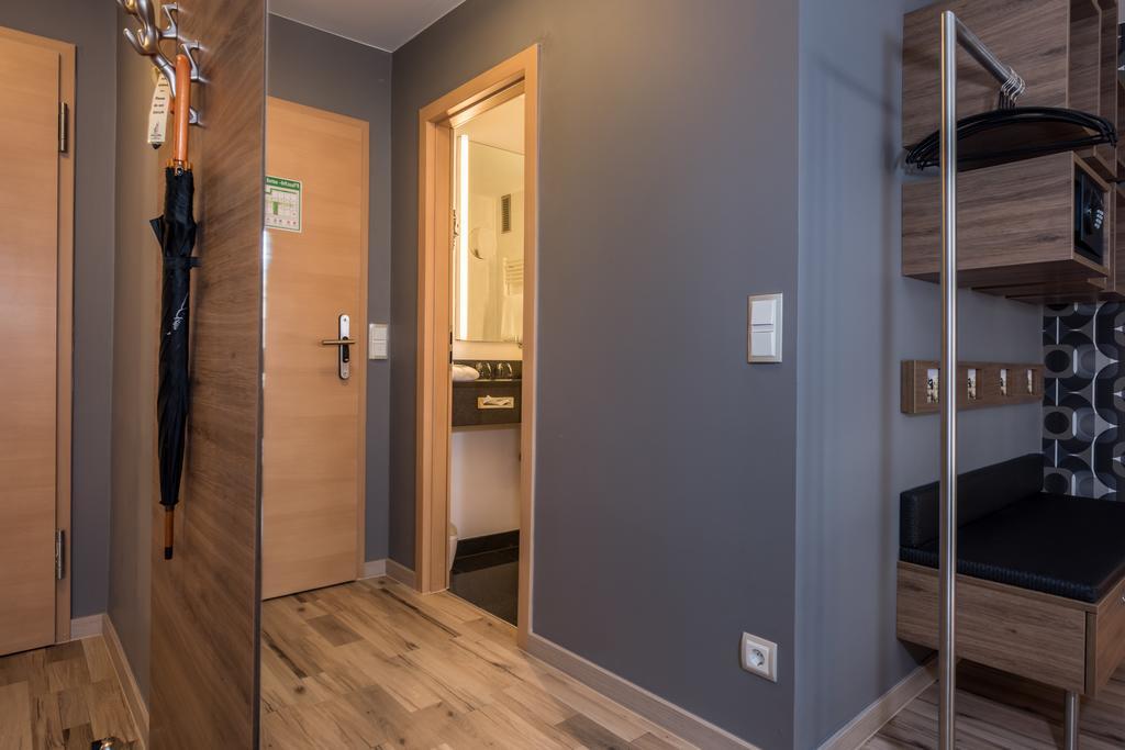 Comfort Single Room