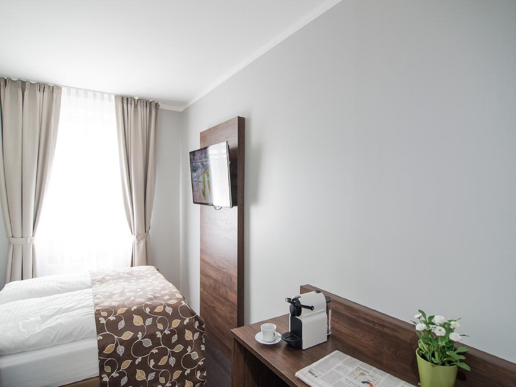 Economy Double Room C