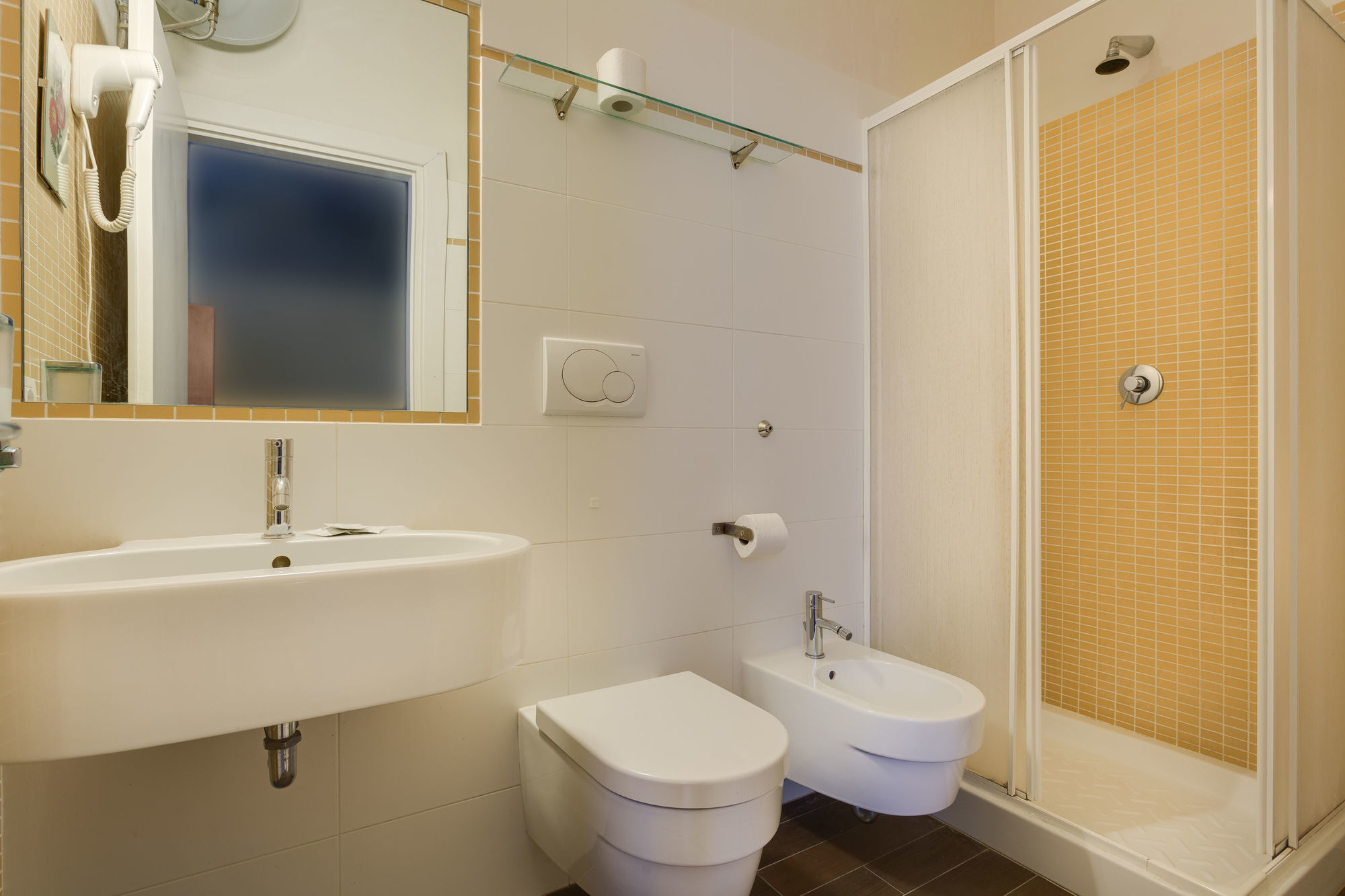 Double Room Private Internal Bathroom