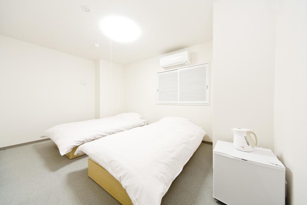 Economy Twin Room without Window