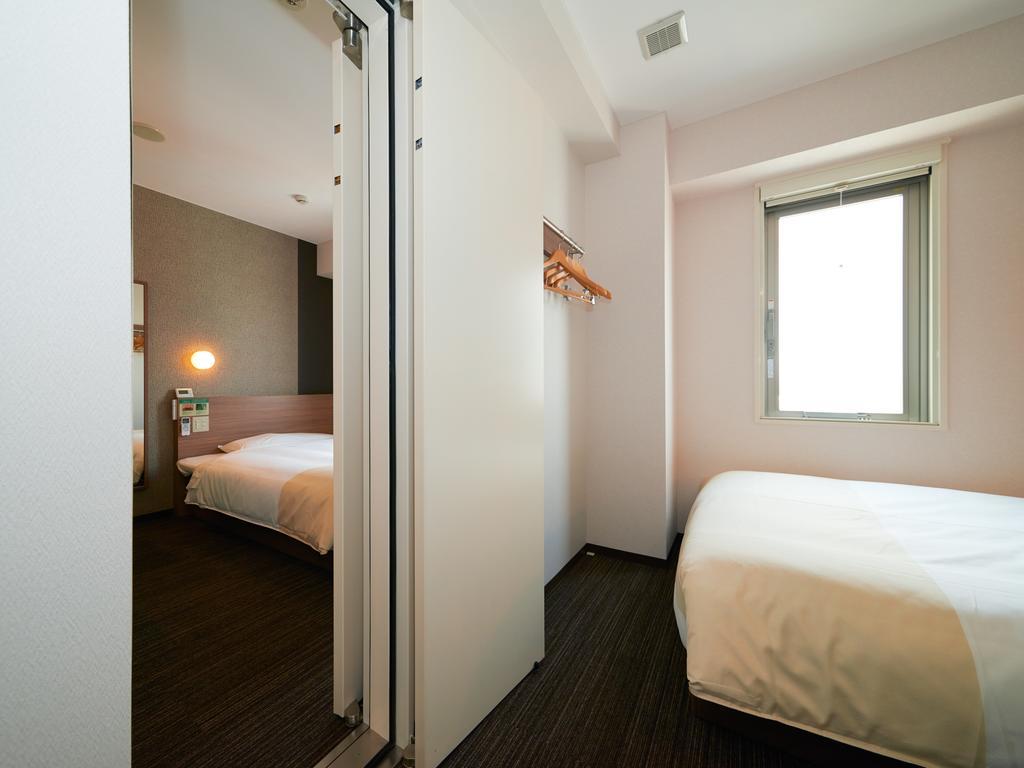 Quadruple Room Non-Smoking,120014913:JPEG