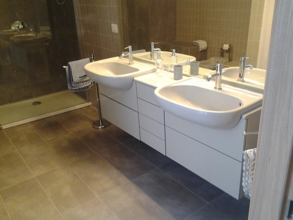 Triple Room with Balcony,213003938:JPEG