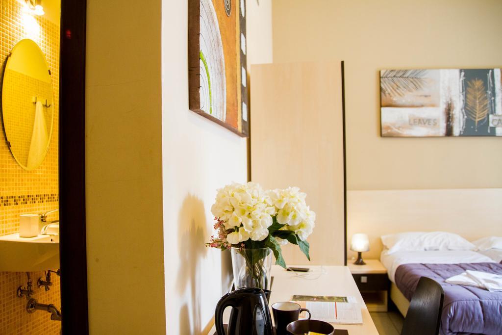 Twin Room Bathroom