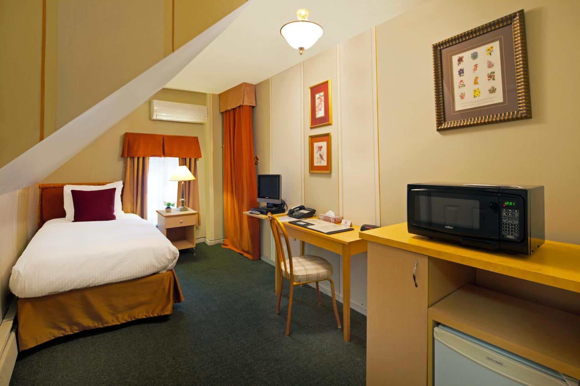 Deluxe Single Room,62298256:JPEG