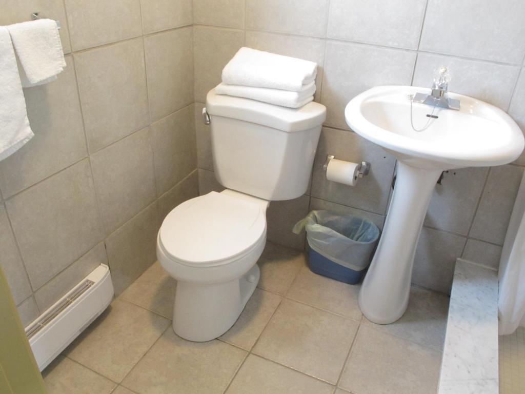 Double Room with Two Double Beds - Non-Smoking