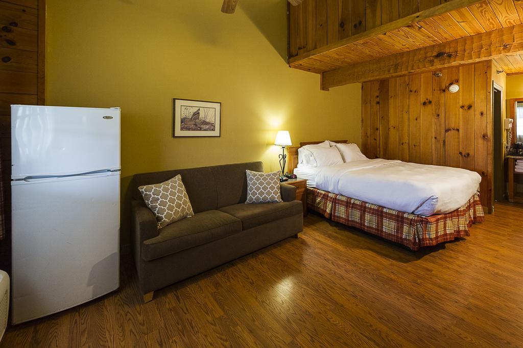 Jacuzzi Loft Suite