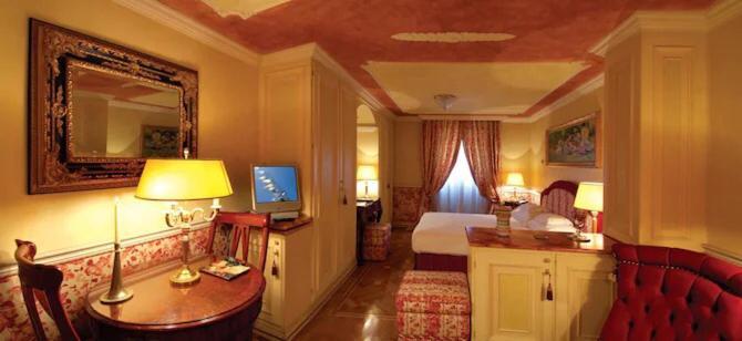 Deluxe Junior Suite,280151669:JPEG