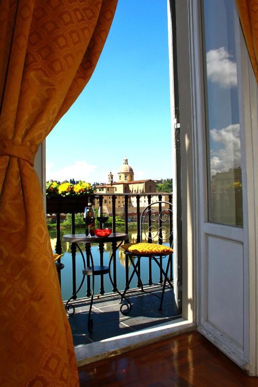 King Suite Balcony River View