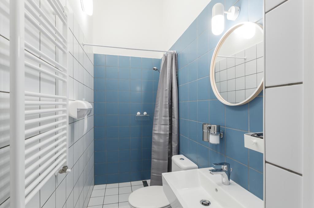 8-Bed Room with Private Bathroom