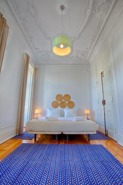 Deluxe Double or Twin Room with Shared Bathroom