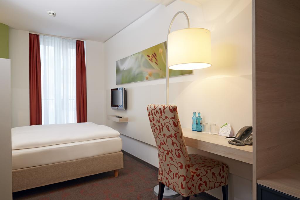 Comfort Single Room