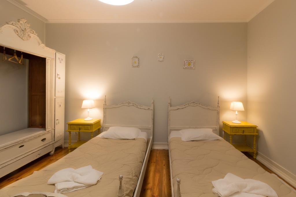 Twin Room with Private Bathroom
