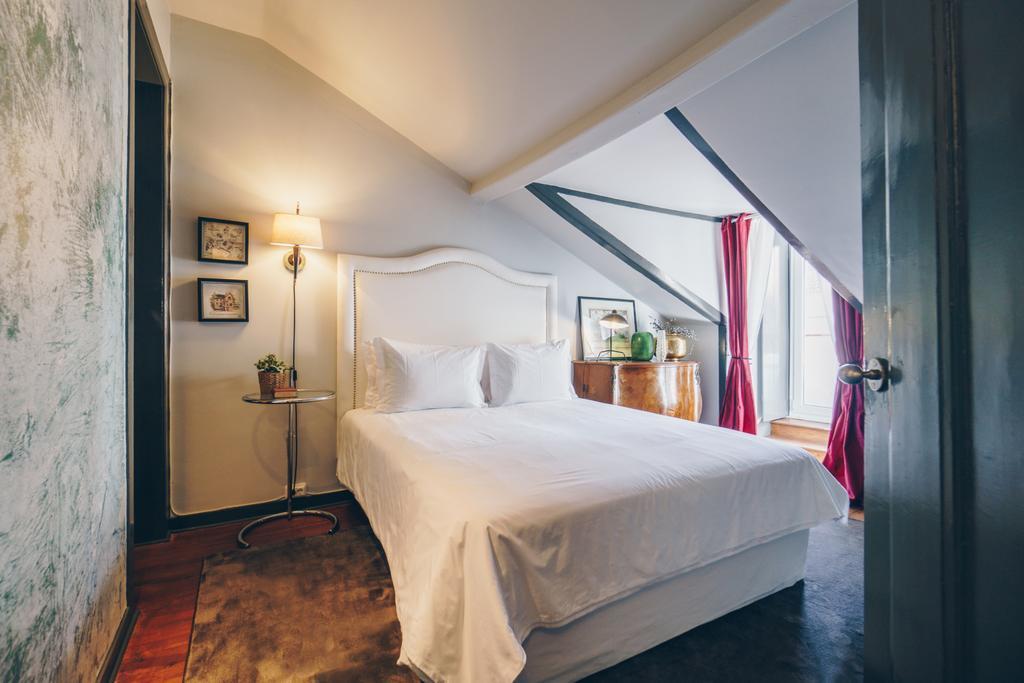 Deluxe Double or Twin Room,395850036:JPEG