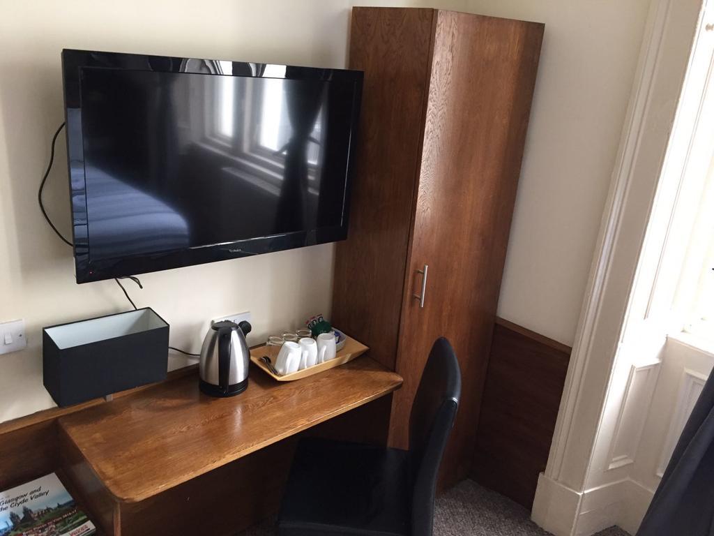 Family Room (4 Adults)