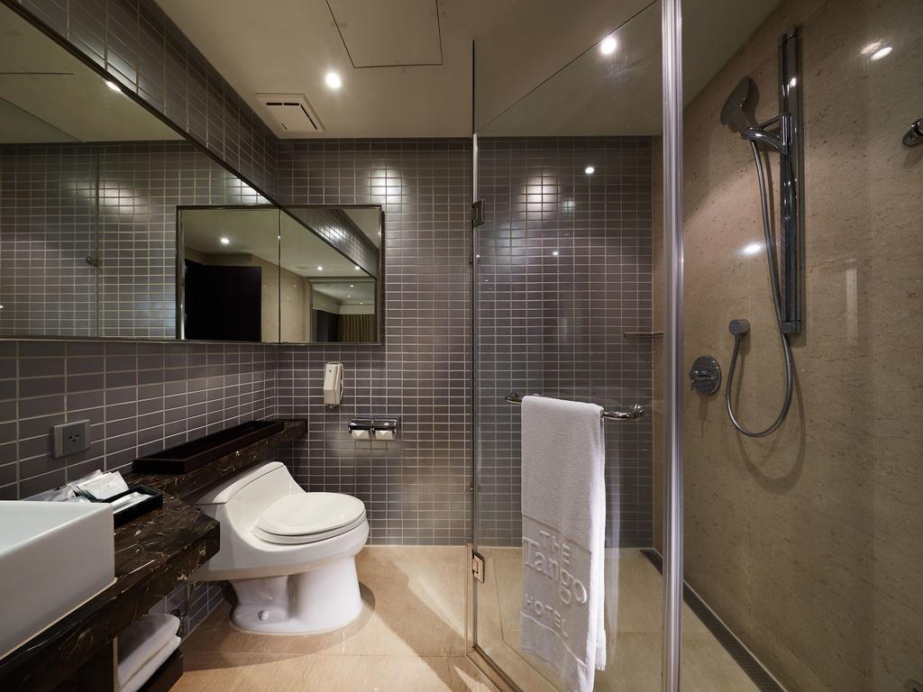 Twin Room with City View