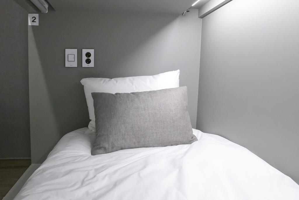 Bed 4-Bed Female Dormitory Room,405107877:JPEG