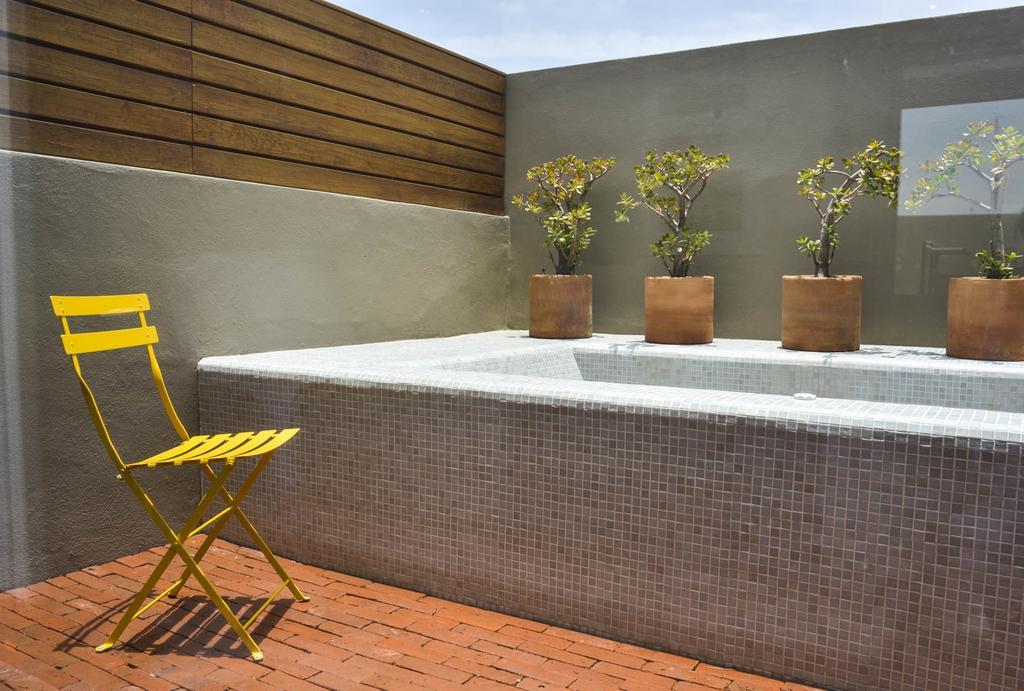 Suite Hot Tub,434783397:JPEG