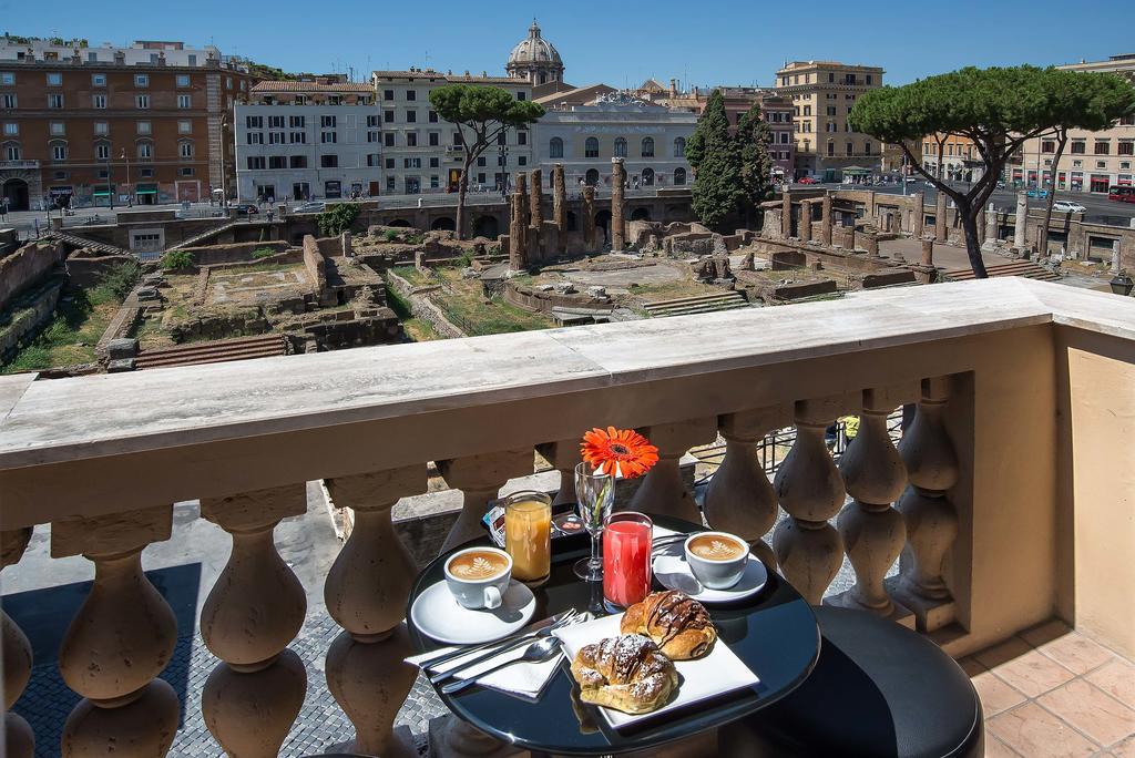 Double Room with Balcony and View