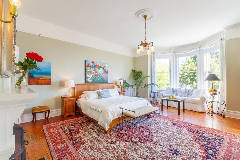 Deluxe Suite,446474589:JPEG