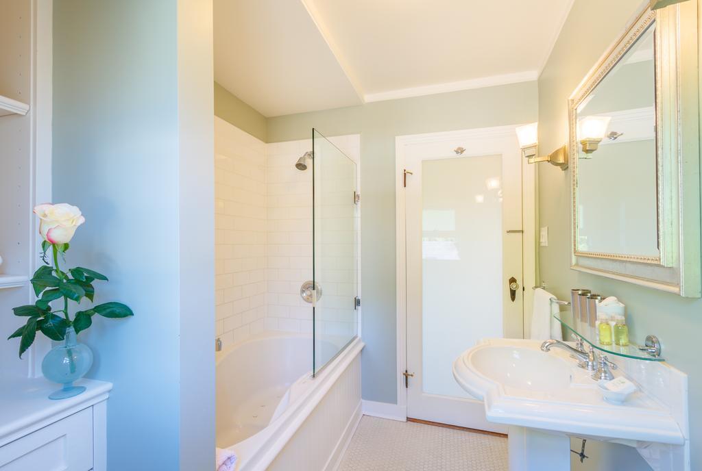 Penthouse Suite,446475597:JPEG