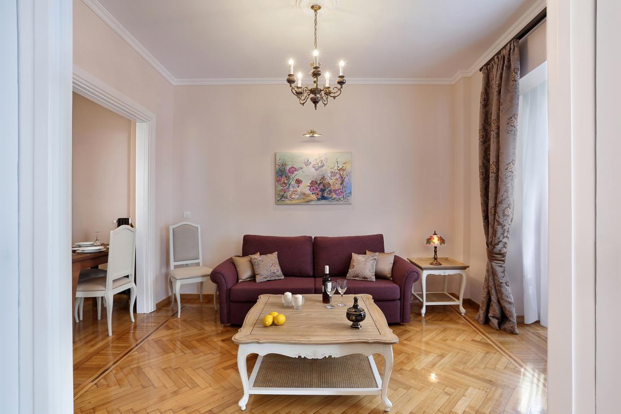 Deluxe Apartment with Separate Kitchen