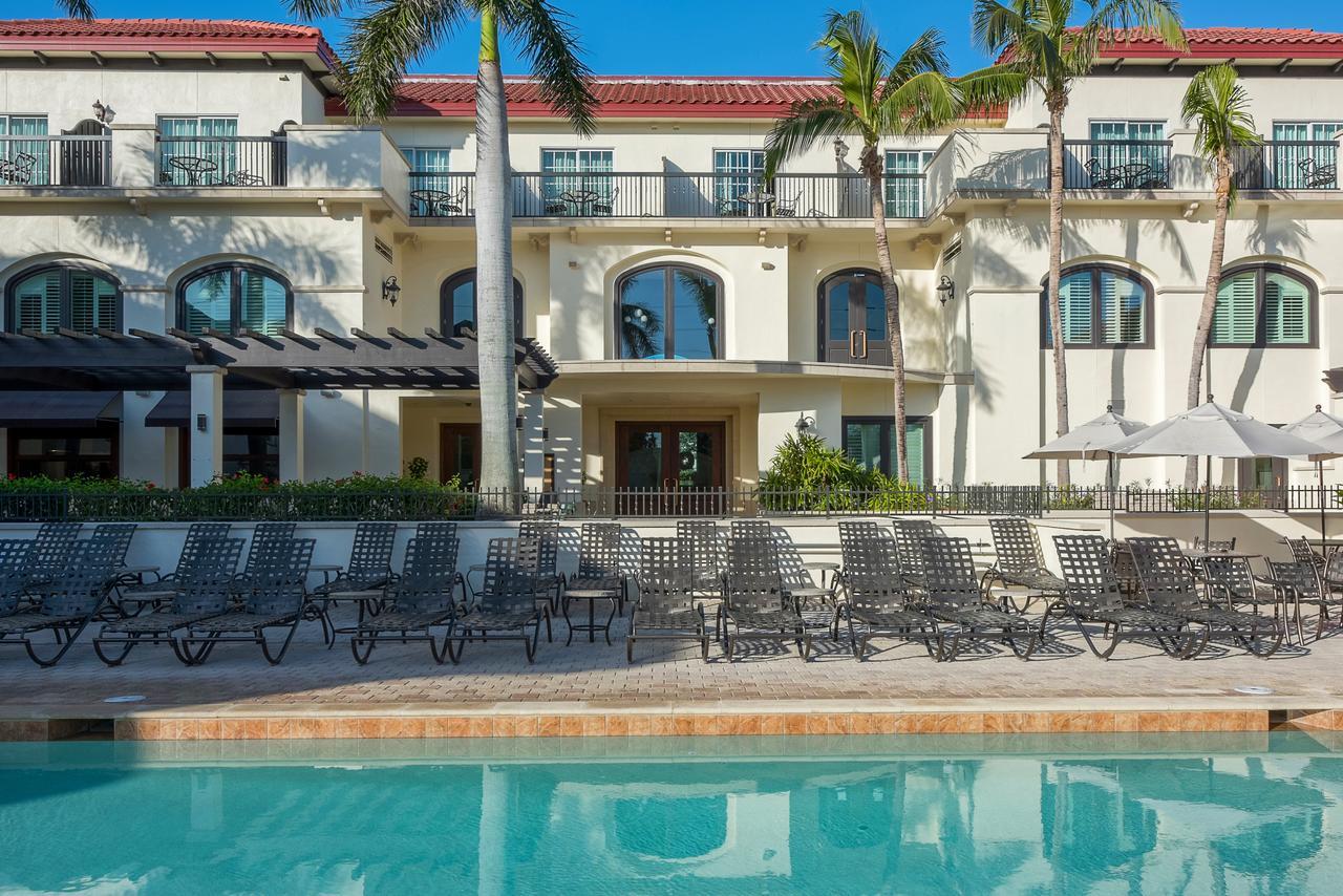 Studio King Bed with Pool View