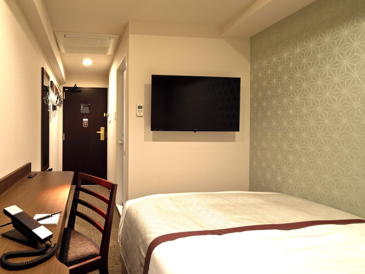 Single Room - Non-Smoking