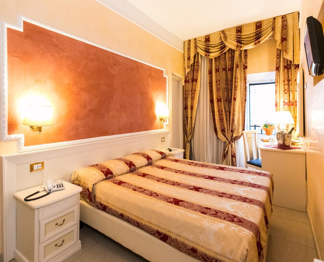 Double Room,559098975:JPEG
