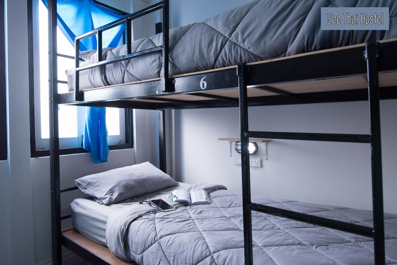 Bunk Bed in Mixed Dormitory Room